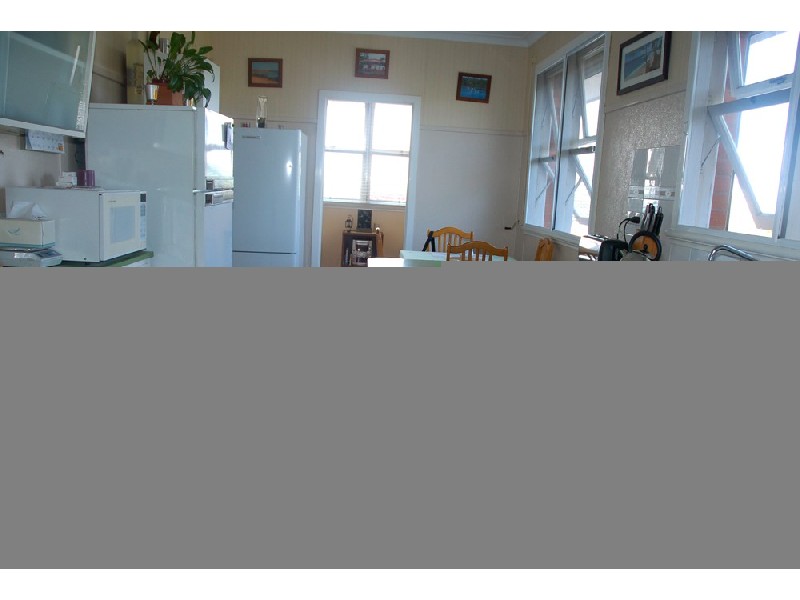 42 Pioneer Parade, Banora Point NSW 2486