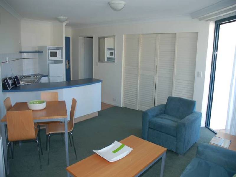 252 Calypso Plaza, 99 Griffith Street, Coolangatta QLD 4225