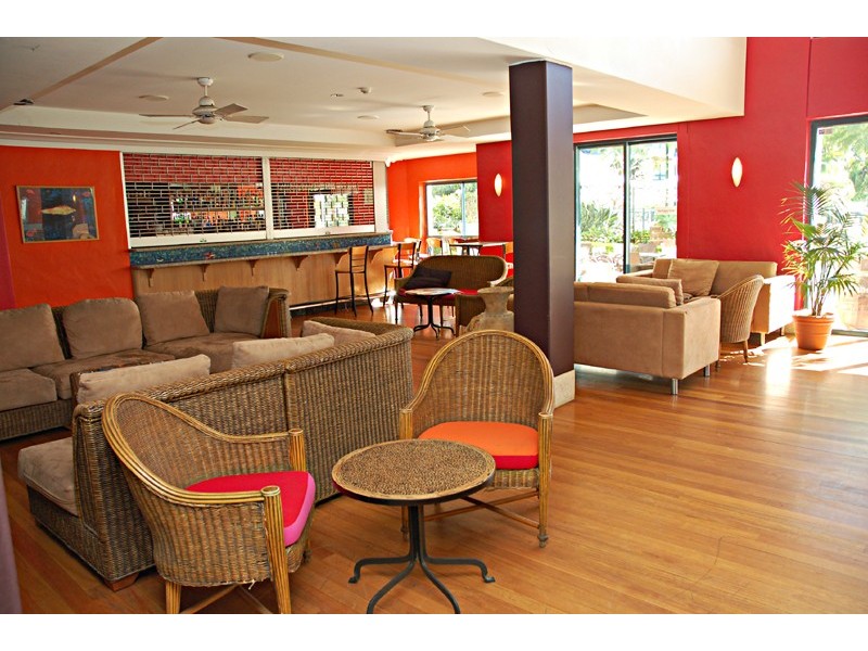 252 Calypso Plaza, 99 Griffith Street, Coolangatta QLD 4225