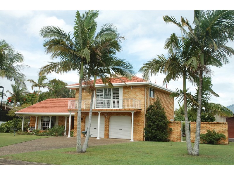 15 Crystal Waters Drive, Tweed Heads NSW 2485