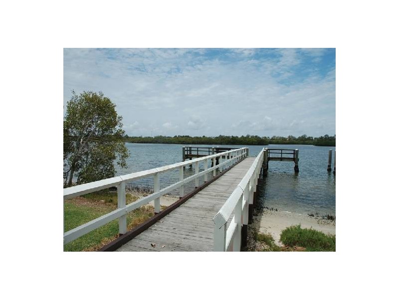 15 Crystal Waters Drive, Tweed Heads NSW 2485