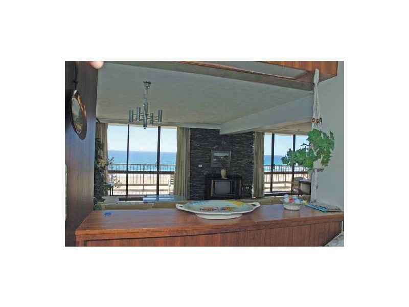 21/82 Marine Pde, Coolangatta QLD 4225