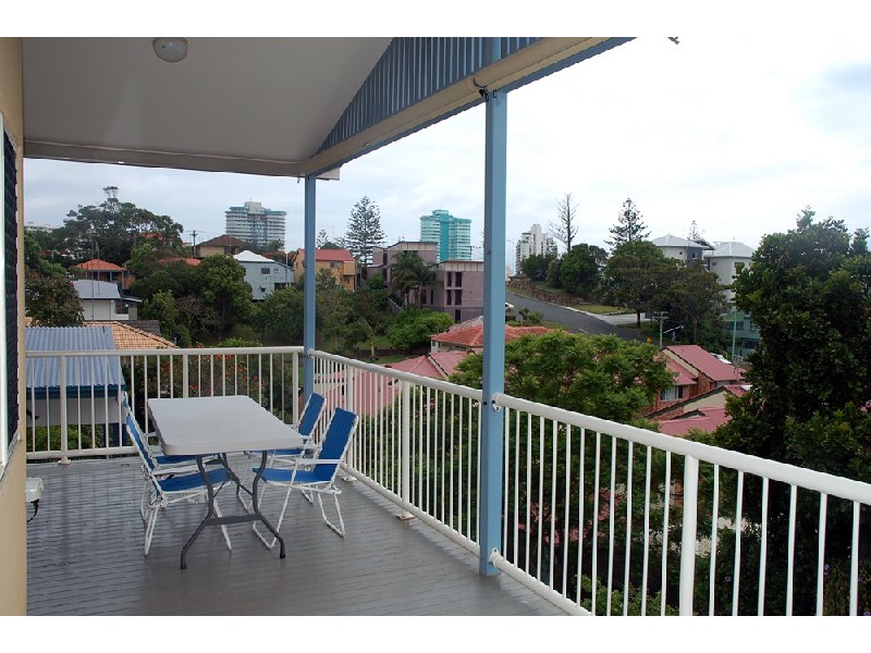 2/80 Mclean Street, Coolangatta QLD 4225