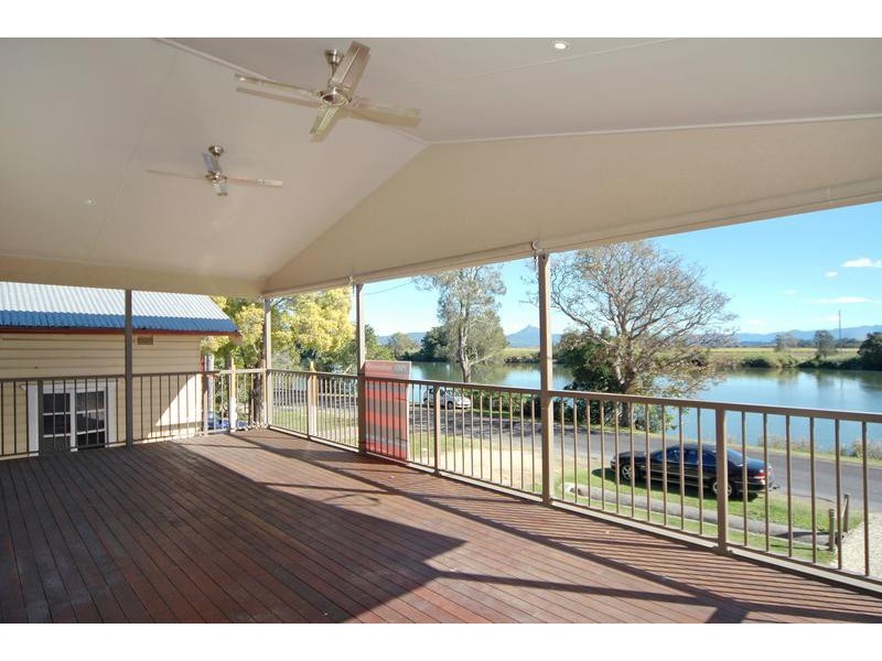 156 Riverside Drive, Tumbulgum NSW 2490