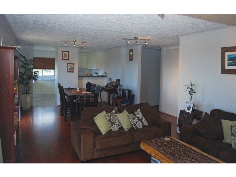 3/28 Tweed Street, Coolangatta QLD 4225