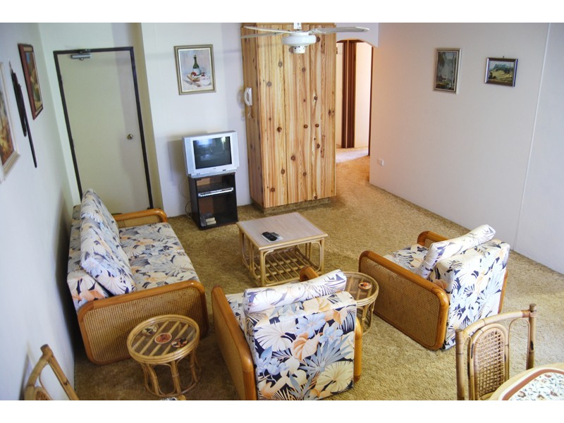 2/46 Coolangatta Road, Kirra QLD 4225