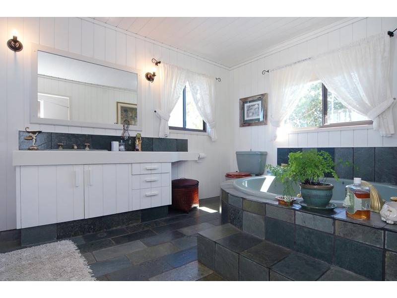 21 Terranora Parade, Bilambil Heights NSW 2486