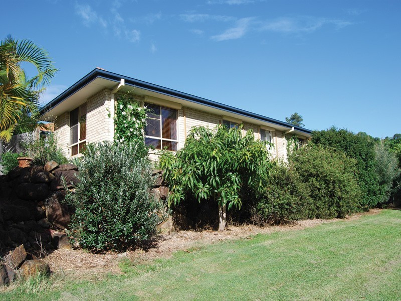 19 Donegal Court, Banora Point NSW 2486