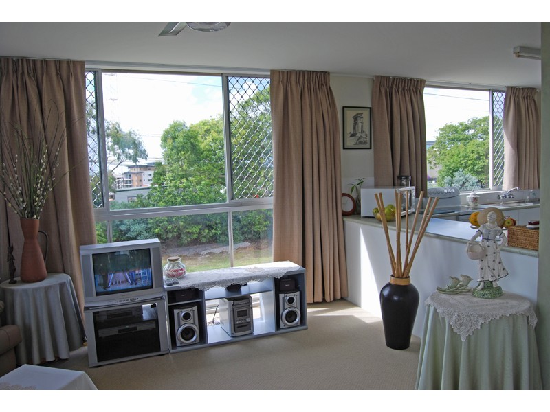 15 ‘Dixon Lodge’, 21 Dixon Street, Coolangatta QLD 4225