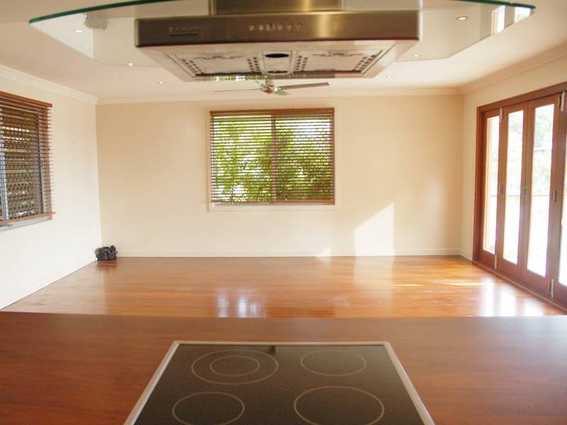 98 Dutton Street, Coolangatta QLD 4225
