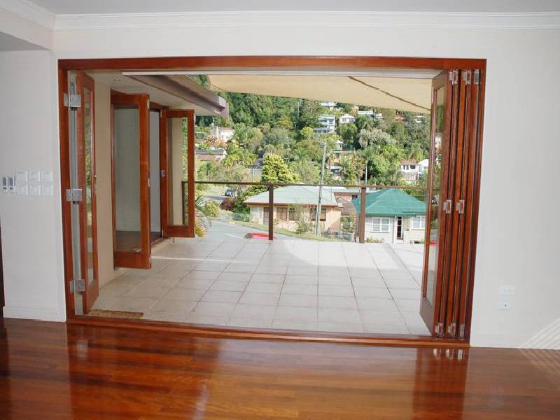 98 Dutton Street, Coolangatta QLD 4225