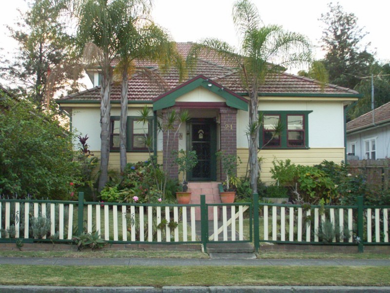 21 Frances Street, Northmead NSW 2152