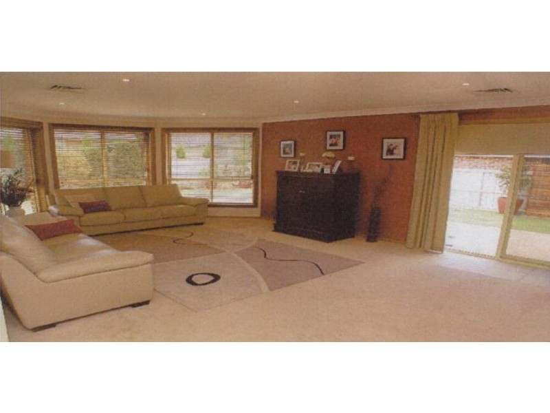 10 Hamish Court, Beaumont Hills NSW 2155