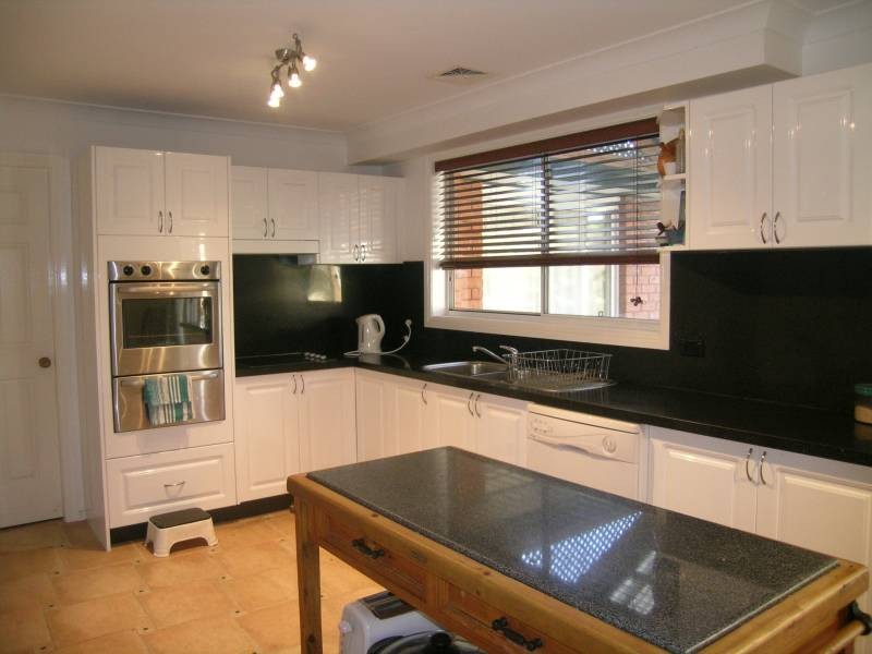 12 Leone Avenue, Baulkham Hills NSW 2153