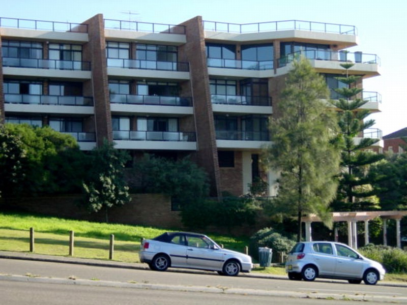 Unit 3, 2 Francis Street, Bondi Beach NSW 2026