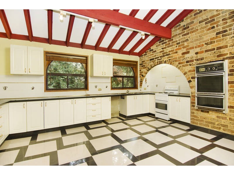 9 Kathleen Avenue, Castle Hill NSW 2154