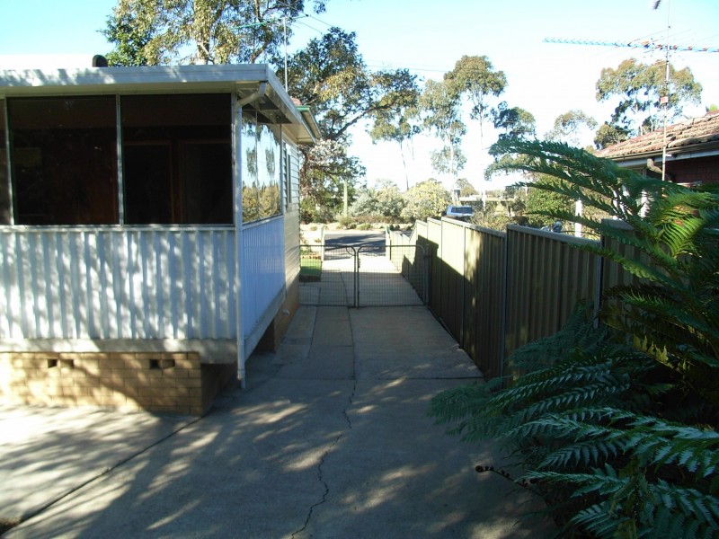 51 Abbott Rd, Seven Hills NSW 2147