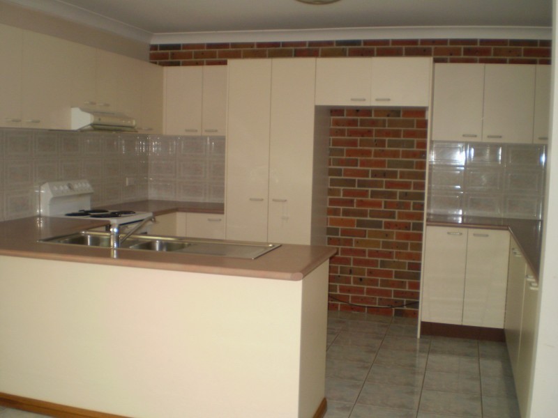 54a Donohue St, Kings Park NSW 2148