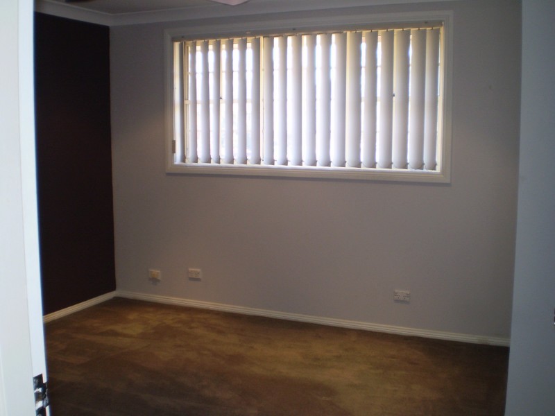 54a Donohue St, Kings Park NSW 2148