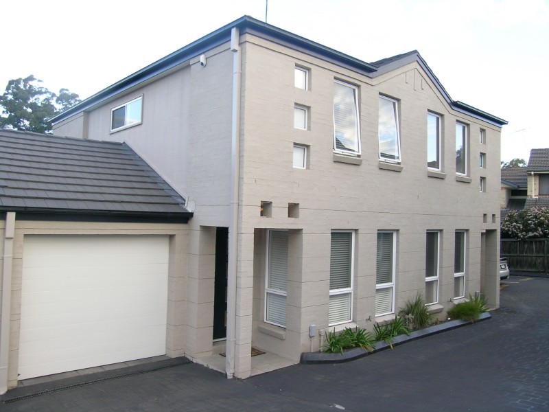 2/20a -26 Edward Street, Baulkham Hills NSW 2153