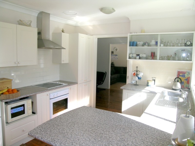 137 Glanmire Road, Baulkham Hills NSW 2153