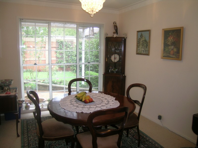 16 Hampton Close, Castle Hill NSW 2154