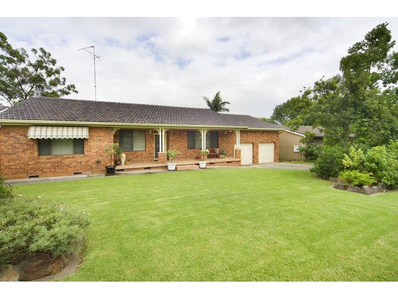 11 Hughes Avenue, Castle Hill NSW 2154