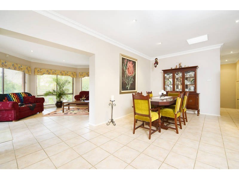 11 Hughes Avenue, Castle Hill NSW 2154