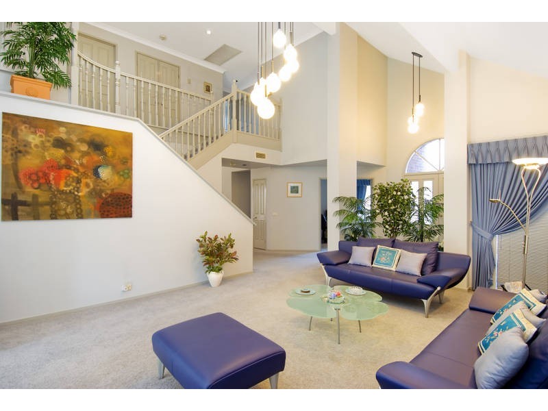 2 Kerilee Court, Bella Vista NSW 2153