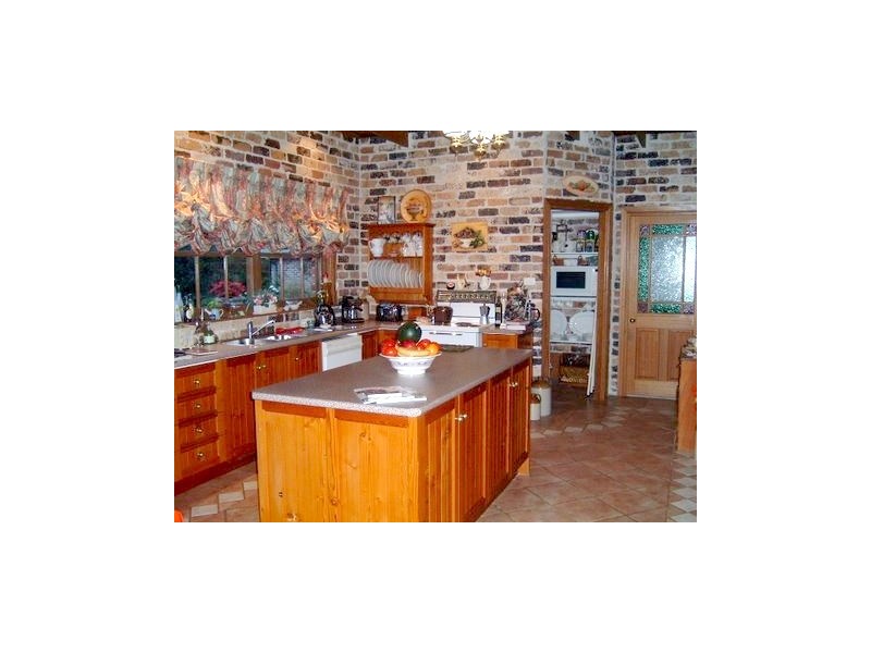 6 Laurie Road, Dural NSW 2158