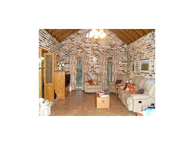 6 Laurie Road, Dural NSW 2158