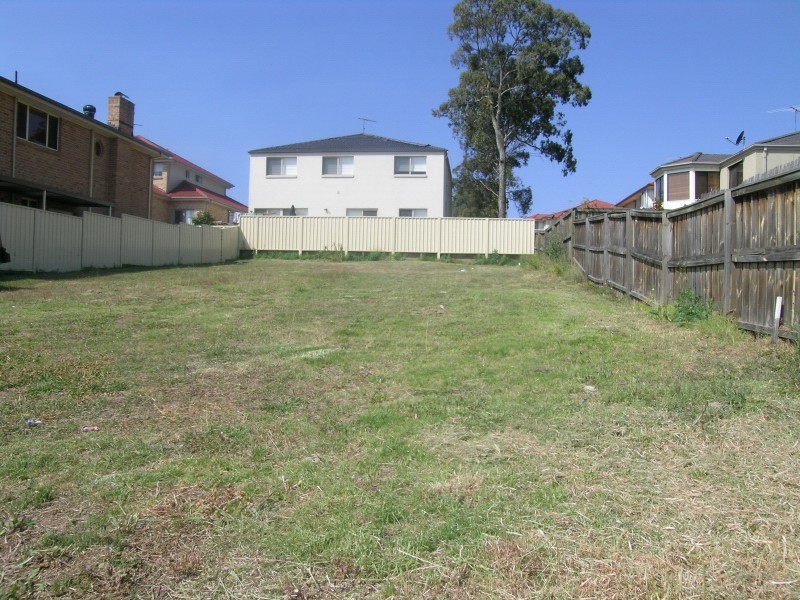 8 Lodgeworth Place, Castle Hill NSW 2154