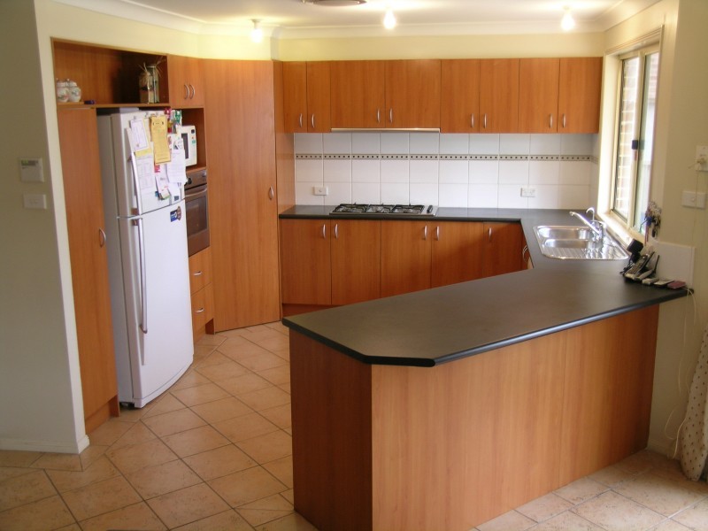 34 Oakleaf Ave, Glenwood NSW 2768