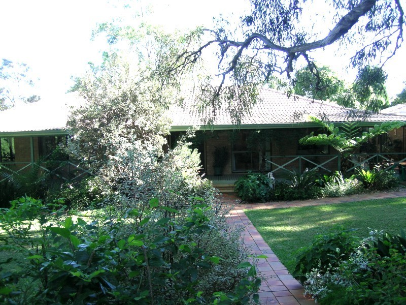 25 Sexton Ave, Castle Hill NSW 2154