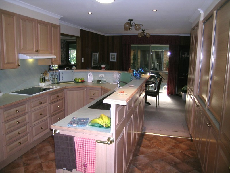 25 Sexton Ave, Castle Hill NSW 2154