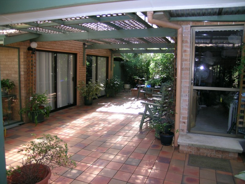25 Sexton Ave, Castle Hill NSW 2154
