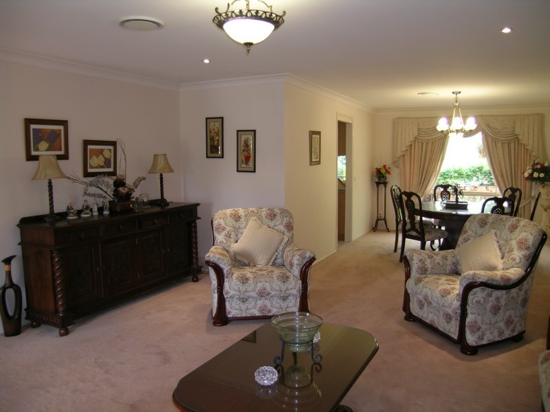 8 Shane Place, Bella Vista NSW 2153