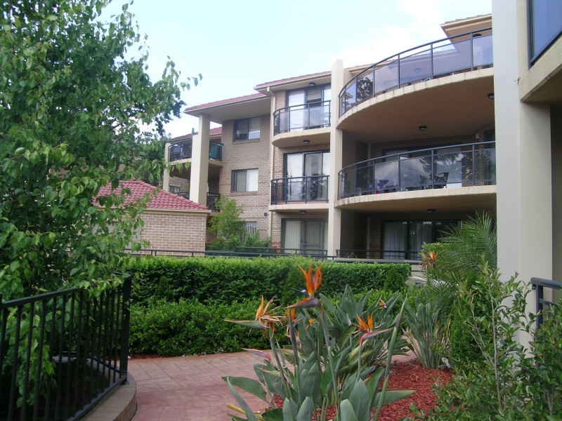 2/2-6 Sherwin Ave, Castle Hill NSW 2154