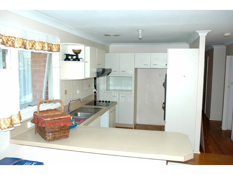 23 Tucks Rd, Toongabbie NSW 2146