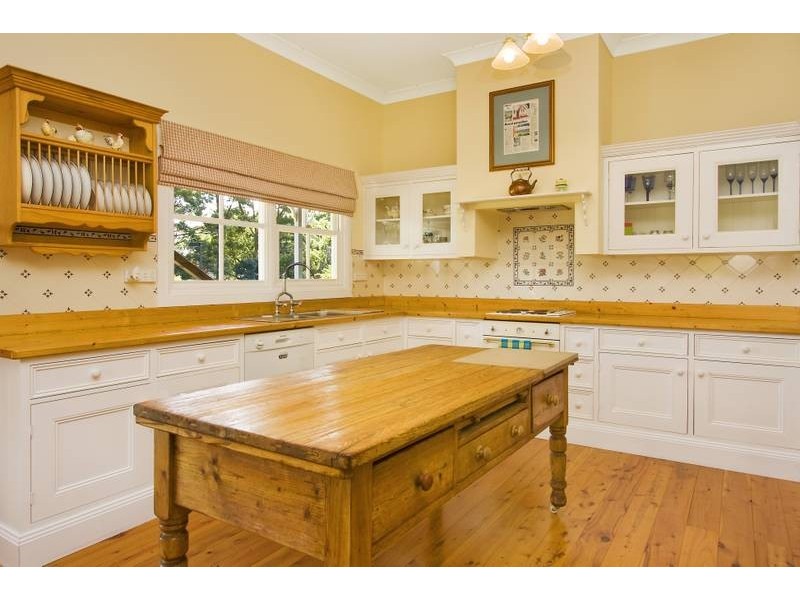 8 Uralla Road, Dural NSW 2158