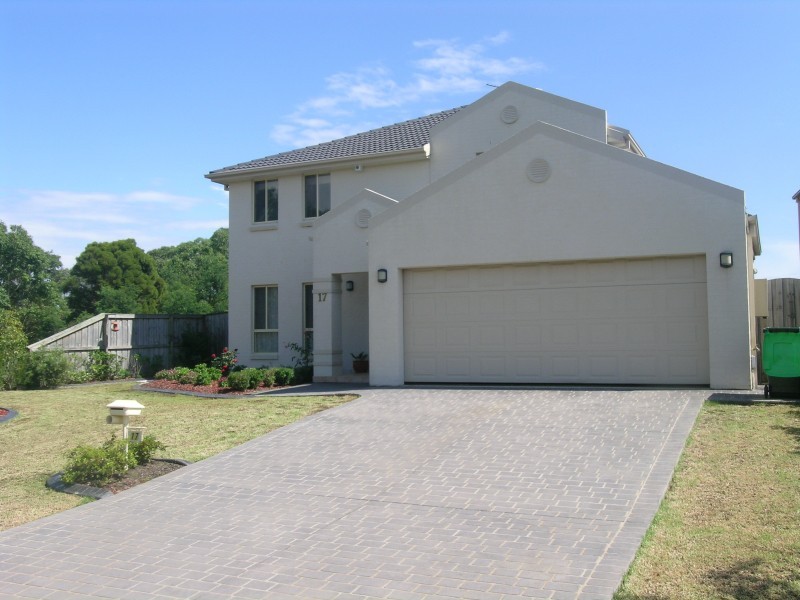 17 Townsend Circuit, Beaumont Hills NSW 2155