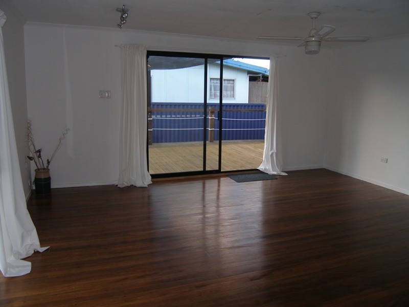 7  Moralla Avenue, Biggera Waters QLD 4216