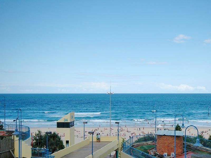 3 HANLAN STREET, Surfers Paradise QLD 4217