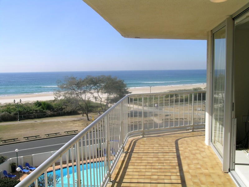 13 67 Broadbeach Boulevarde, Broadbeach QLD 4218