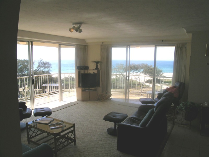 13 67 Broadbeach Boulevarde, Broadbeach QLD 4218