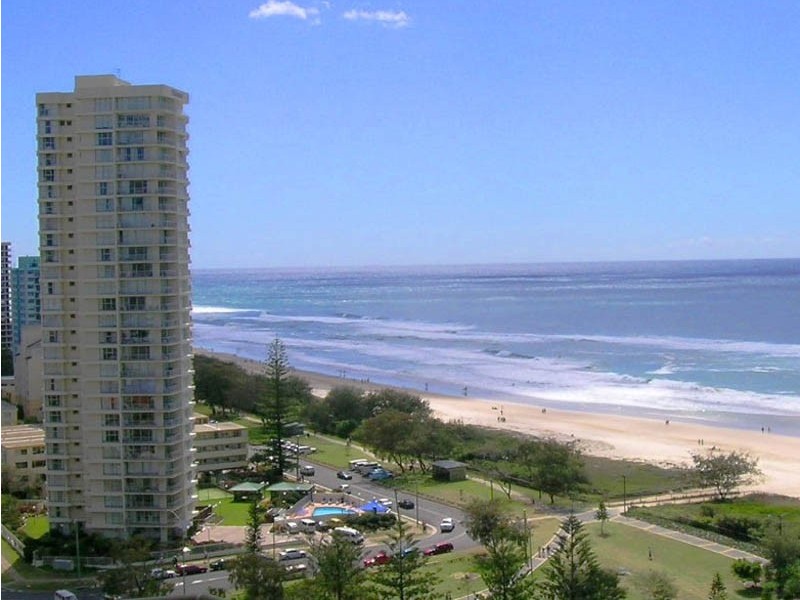 18 67 Broadbeach Blvd, Broadbeach QLD 4218