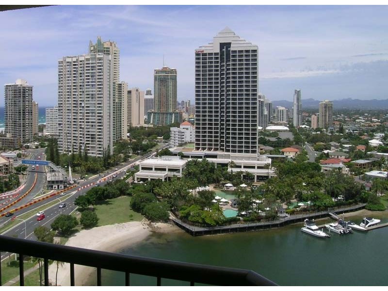 86 / 2 Admiralty Drive, Paradise Waters QLD 4217