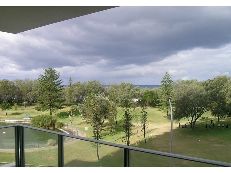 4c  “Verve ” 173 Old Burleigh Road, Broadbeach QLD 4218