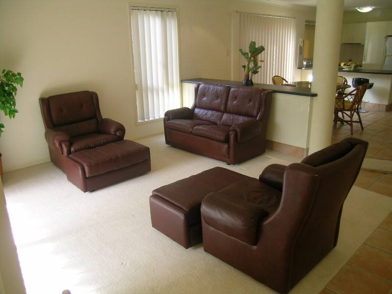 1/68 Heeb Street, Benowa QLD 4217