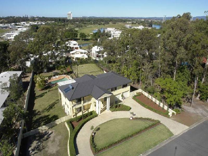 14 Midgera Street, Ashmore QLD 4214